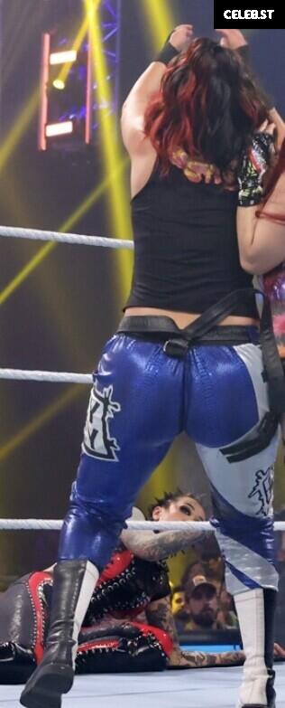 WWE Bayley / Davina Rose / Pamela Rose Martinez Image 4394517