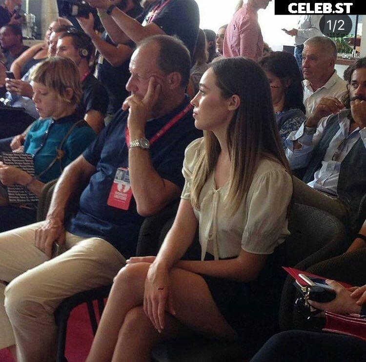 Alycia Debnam Carey Image 4394641