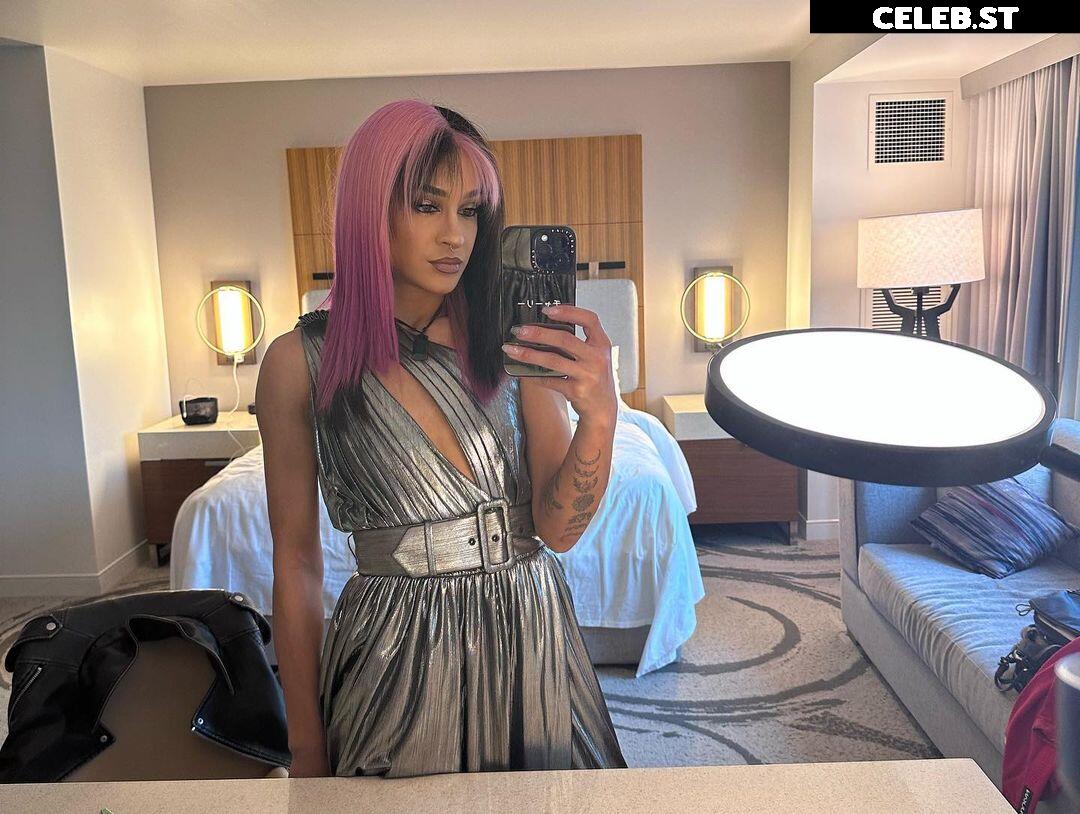 Dakota Kai Image 4394609