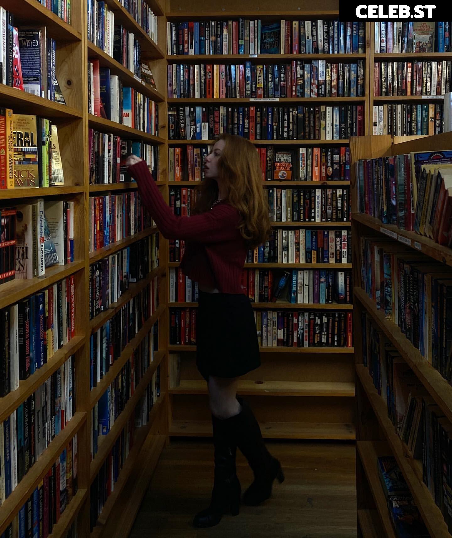 Francesca Capaldi (18) Image 4394183