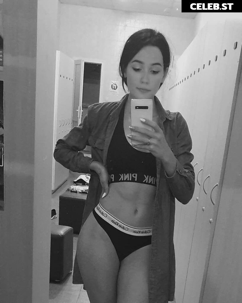 B_u_l_o_c_h_k_a (bulochkatyt) Image 4394280