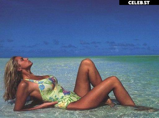 Sports Illustrated swimsuit Image 4391517