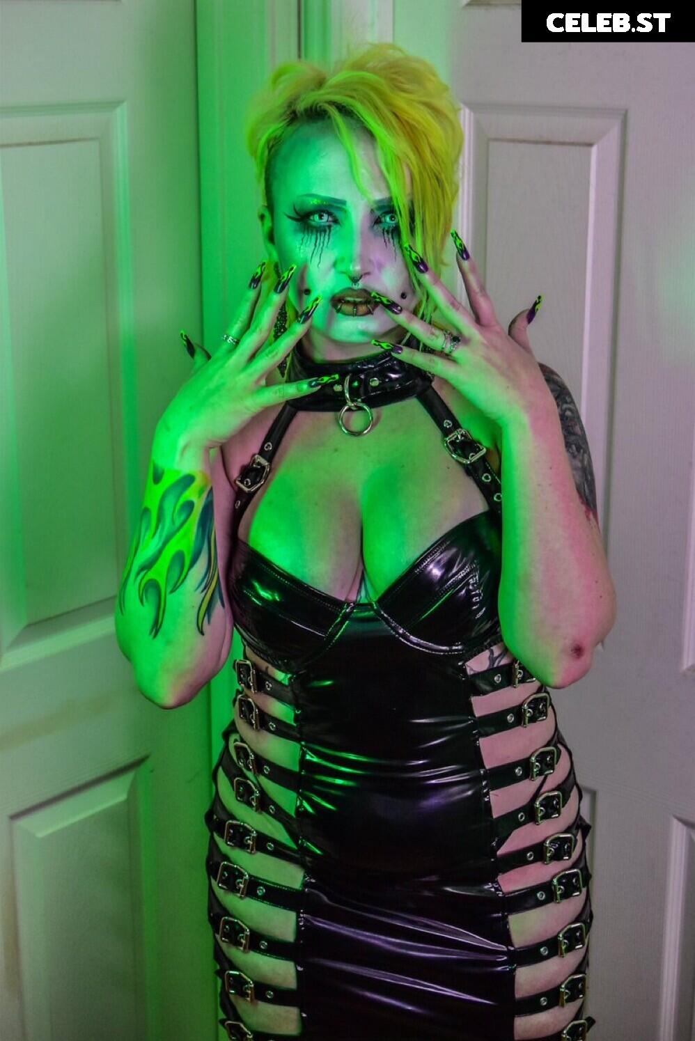 AEW Abadon Image 4391156