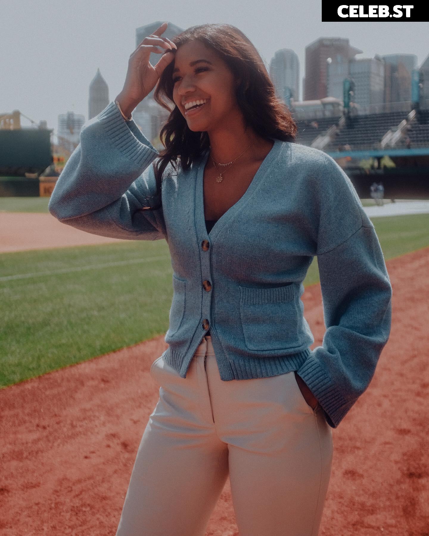 Sports tv hosts/reporters Image 4391020