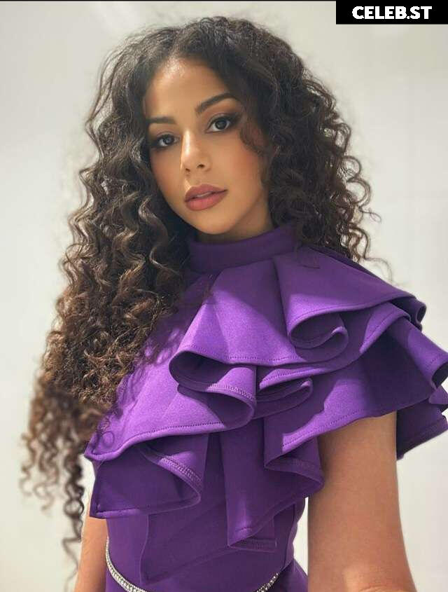 Samantha Irvin - WWE Image 4391324