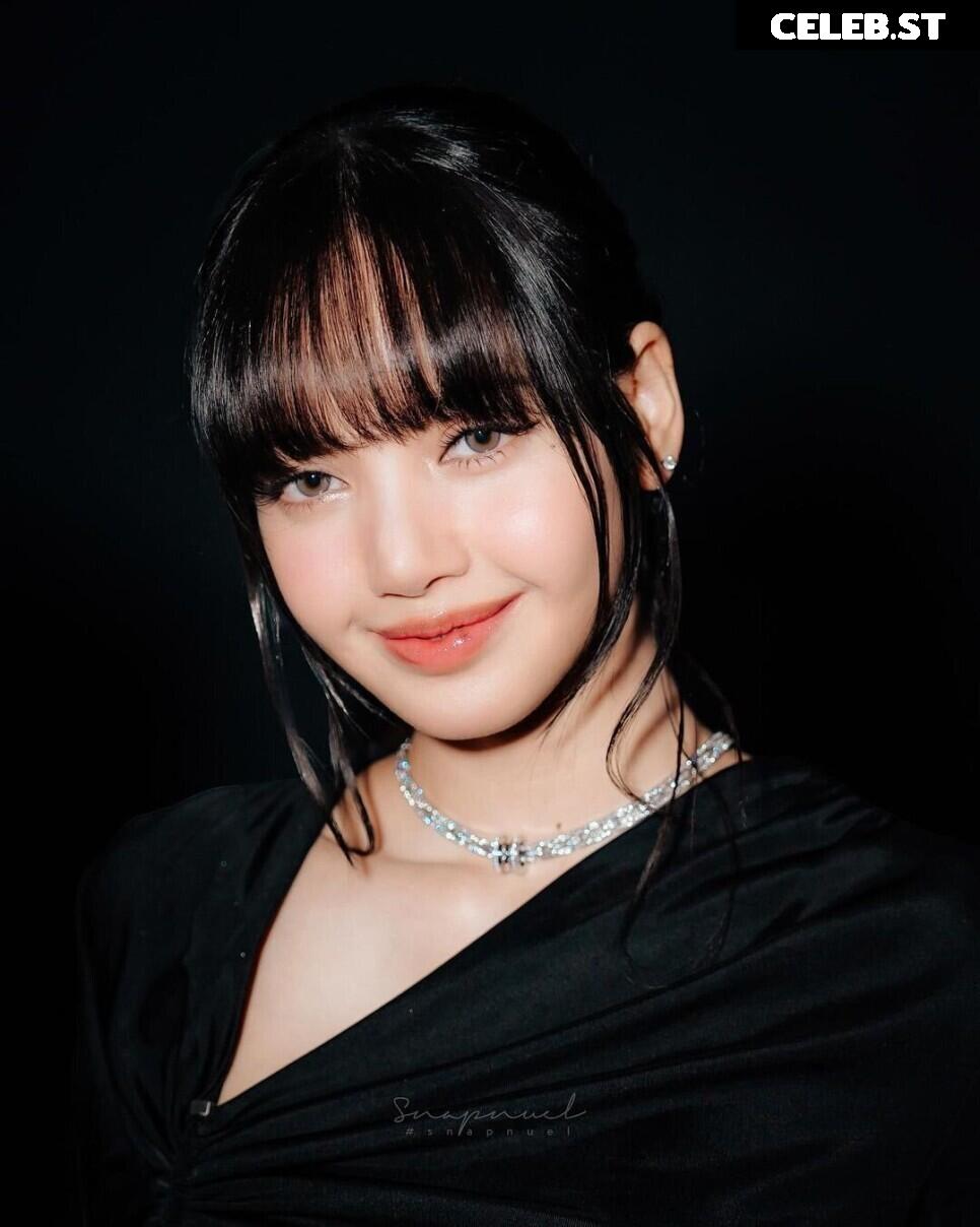 Lisa | BLΛƆKPIИK (Blackpink) Image 4391261