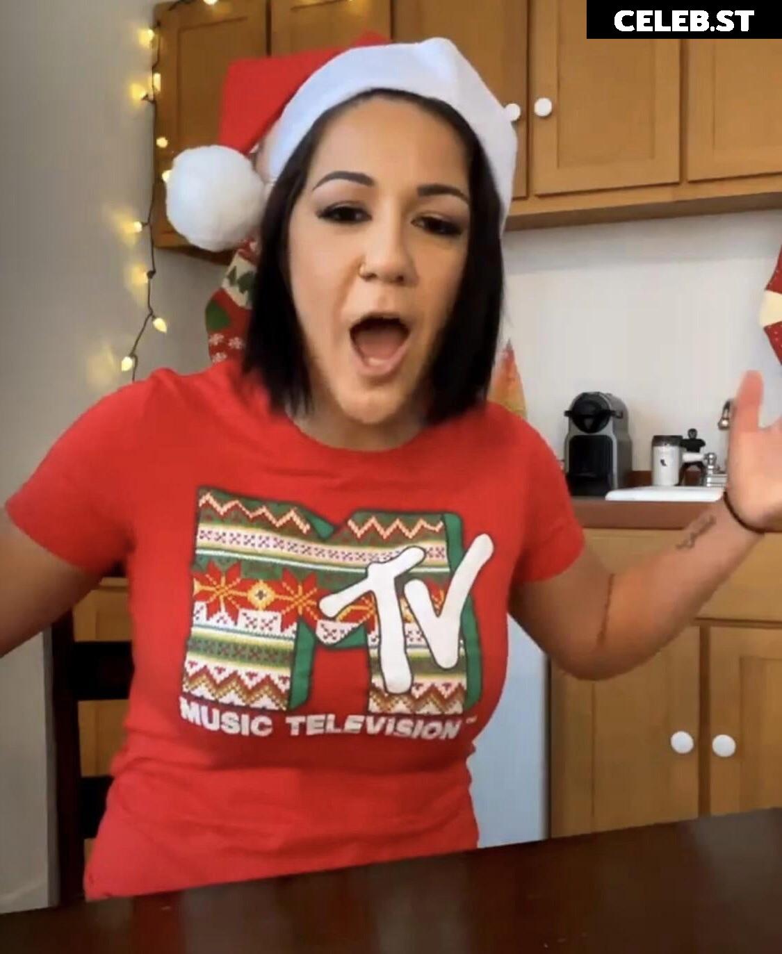 WWE Bayley / Davina Rose / Pamela Rose Martinez Image 4392557