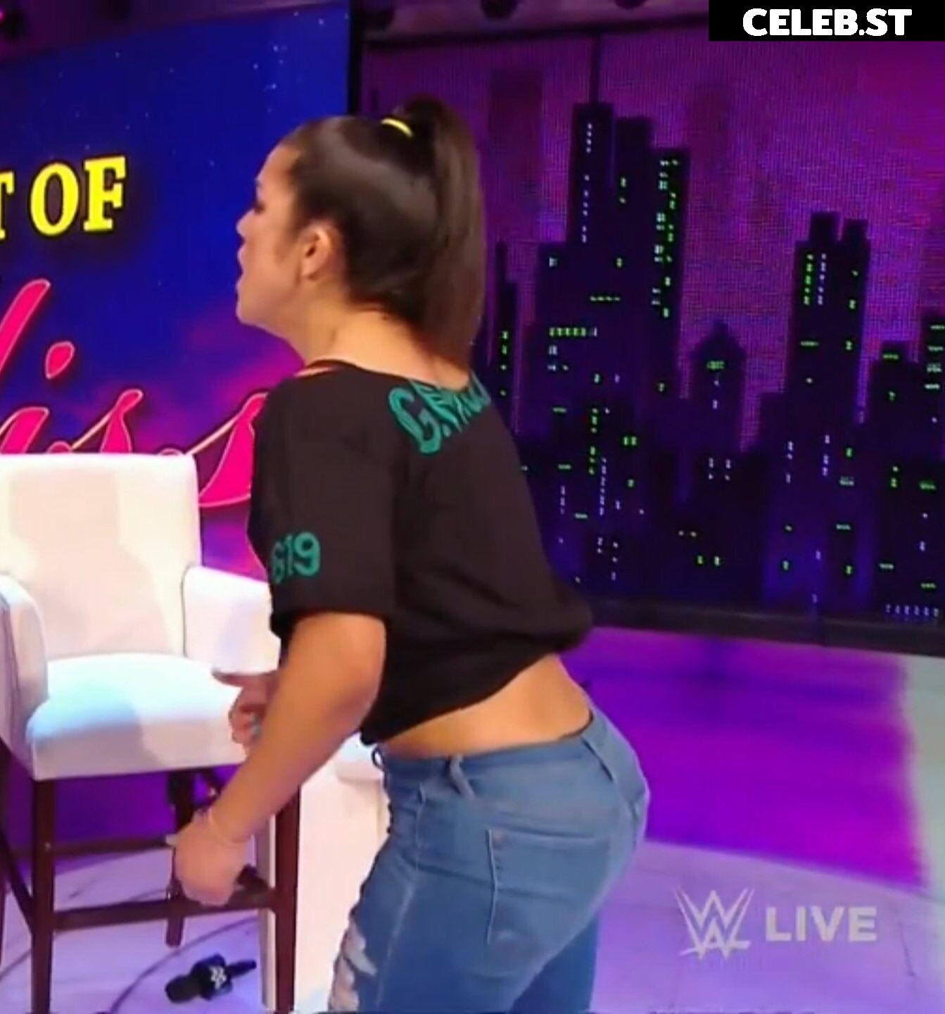 WWE Bayley / Davina Rose / Pamela Rose Martinez Image 4392412