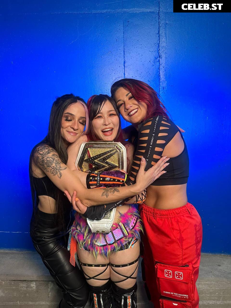 WWE Bayley / Davina Rose / Pamela Rose Martinez Image 4392700