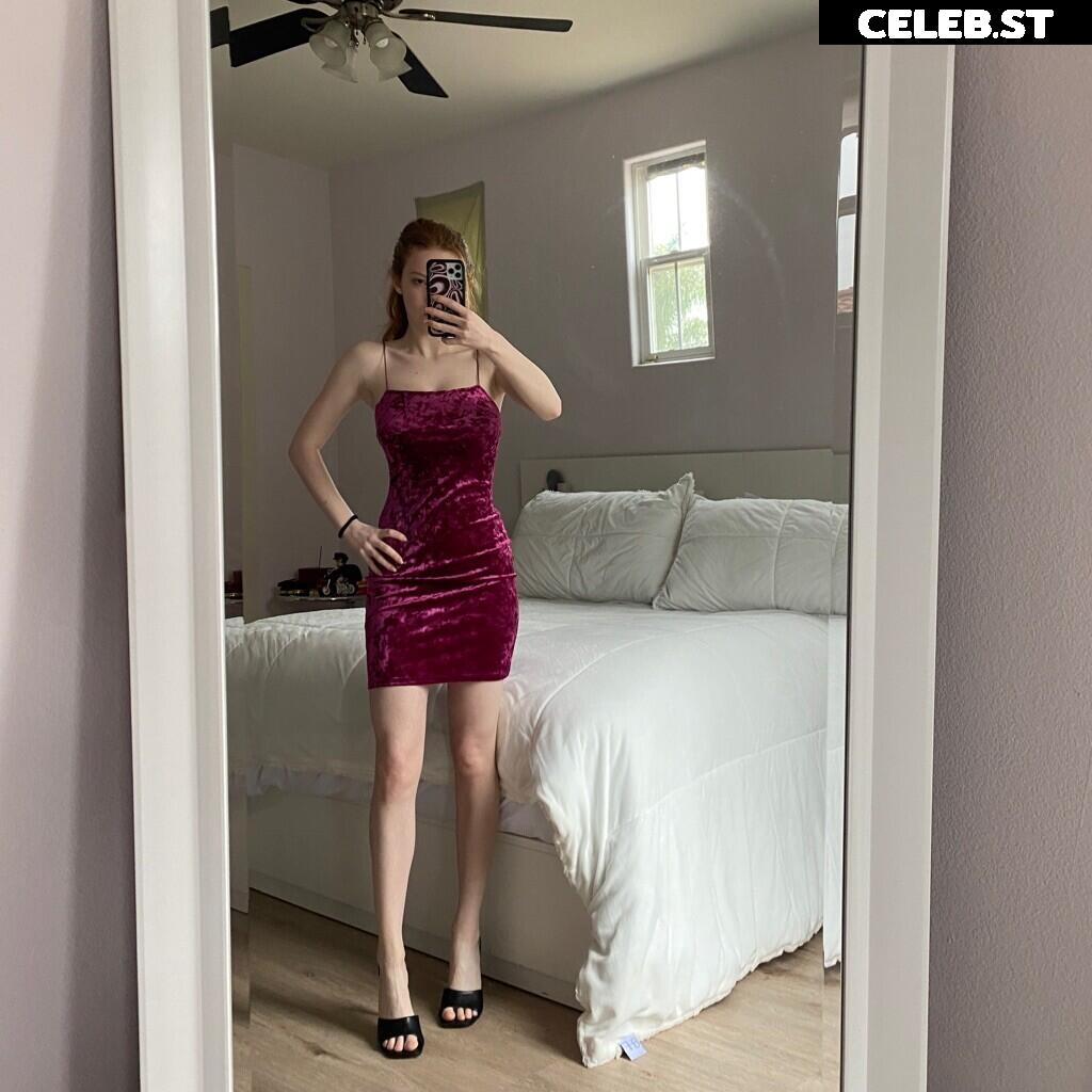 Francesca Capaldi (18) Image 4392114