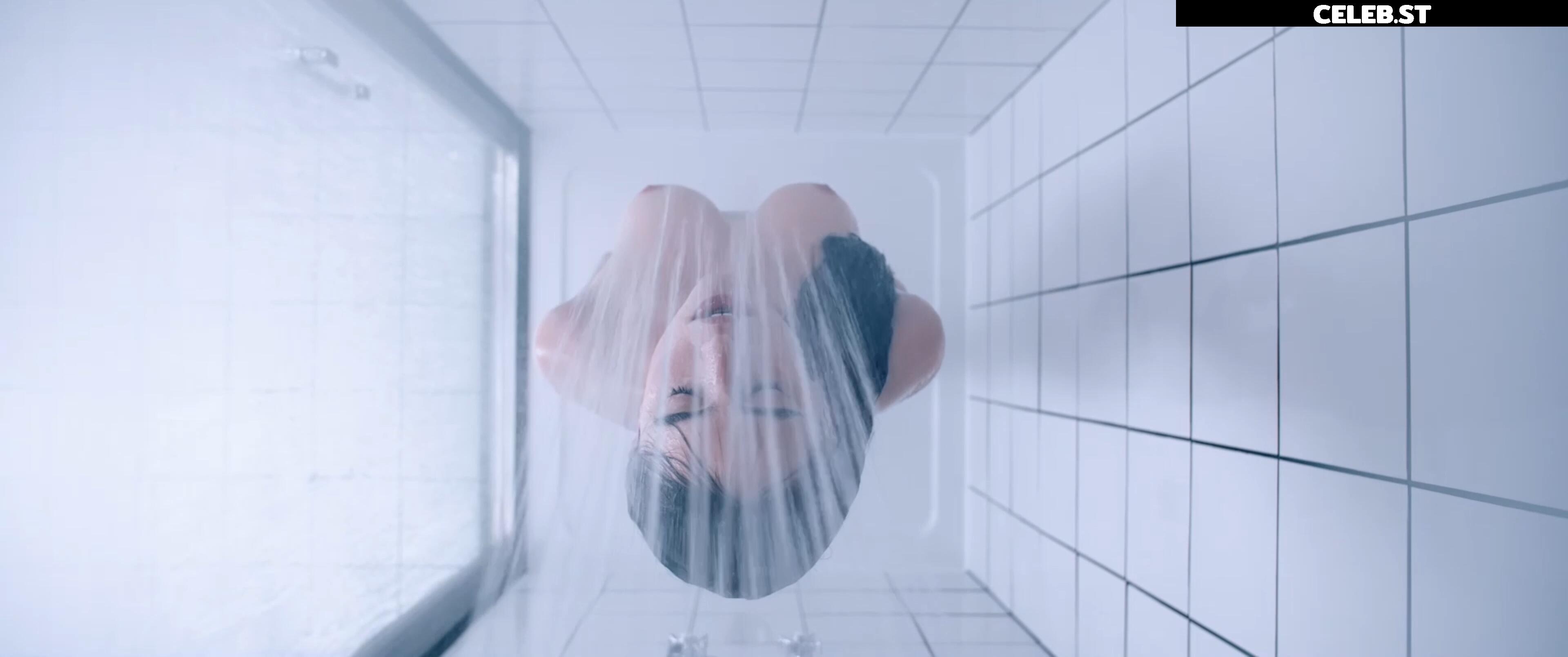 Margaret Qualley Image 4392073