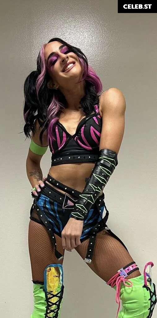 Dakota Kai Image 4392360