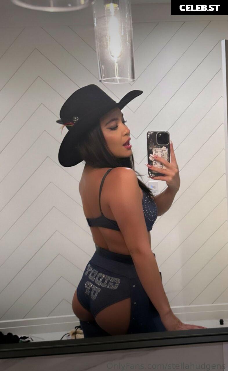 Stella Hudgens (Vanessa's Sister) Image 4392977