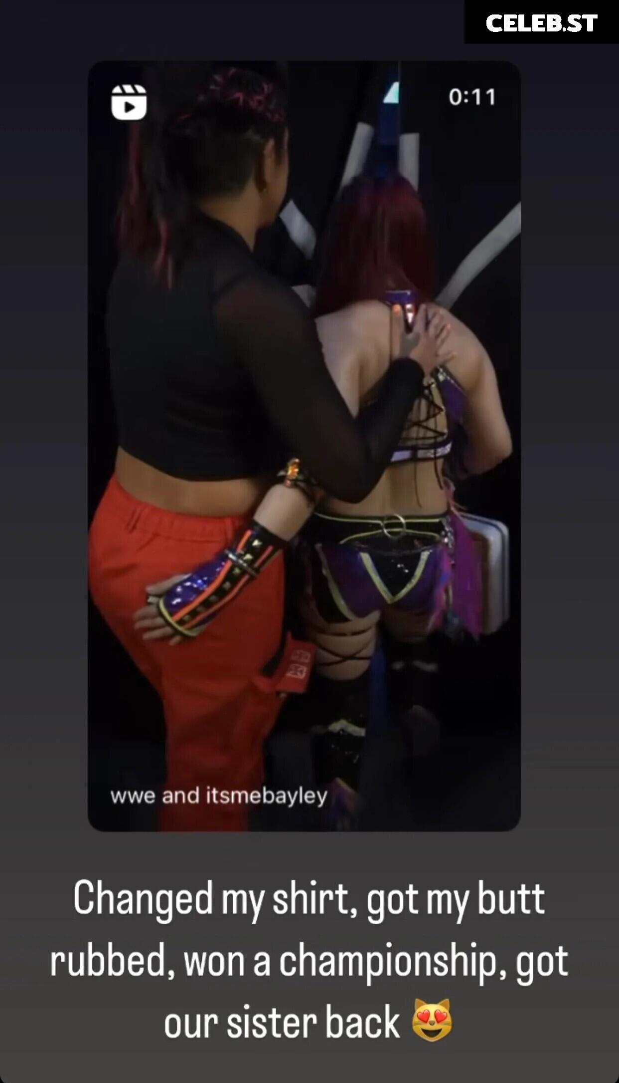 WWE Bayley / Davina Rose / Pamela Rose Martinez Image 4393034
