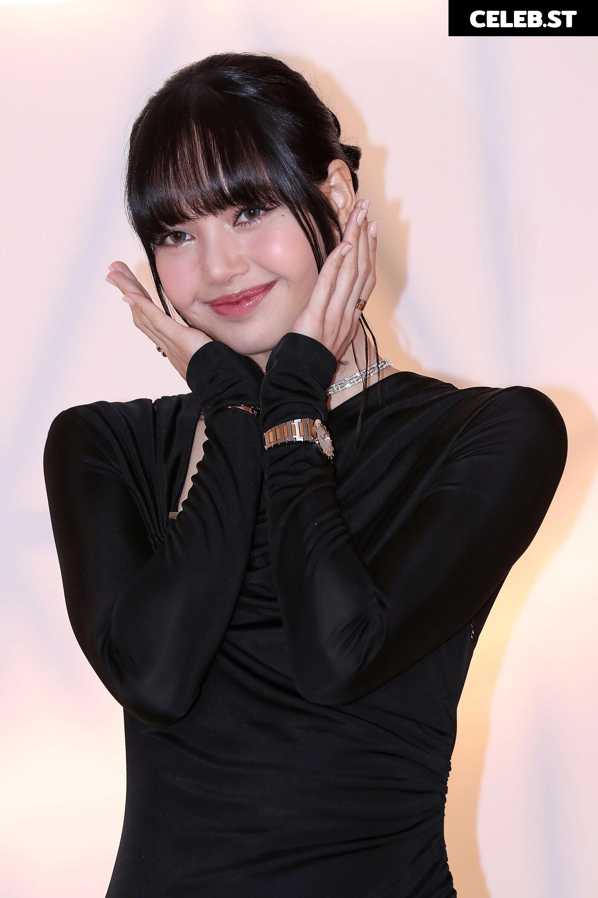 Lisa | BLΛƆKPIИK (Blackpink) Image 4390861