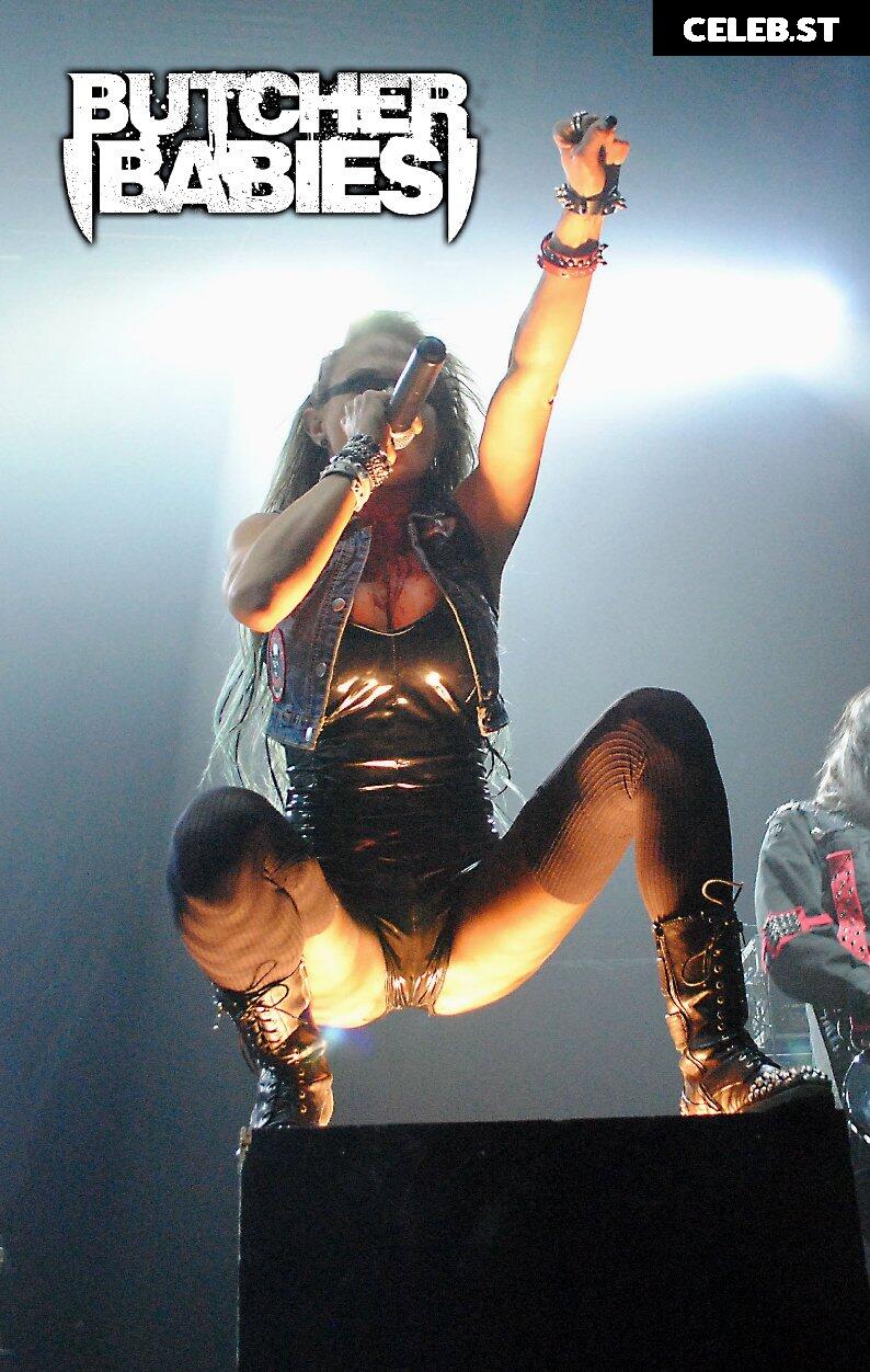 Women of Metal Image 4390201