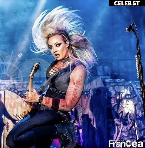 Women of Metal Image 4390952