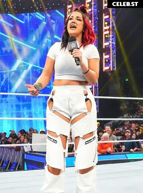 WWE Bayley / Davina Rose / Pamela Rose Martinez Image 4399485