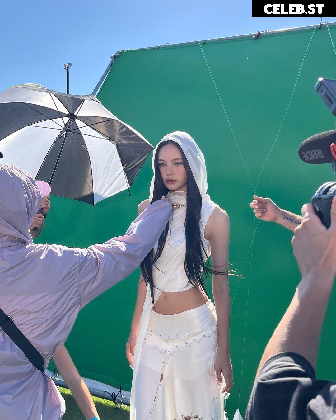 Lisa | BLΛƆKPIИK (Blackpink) Image 4399699
