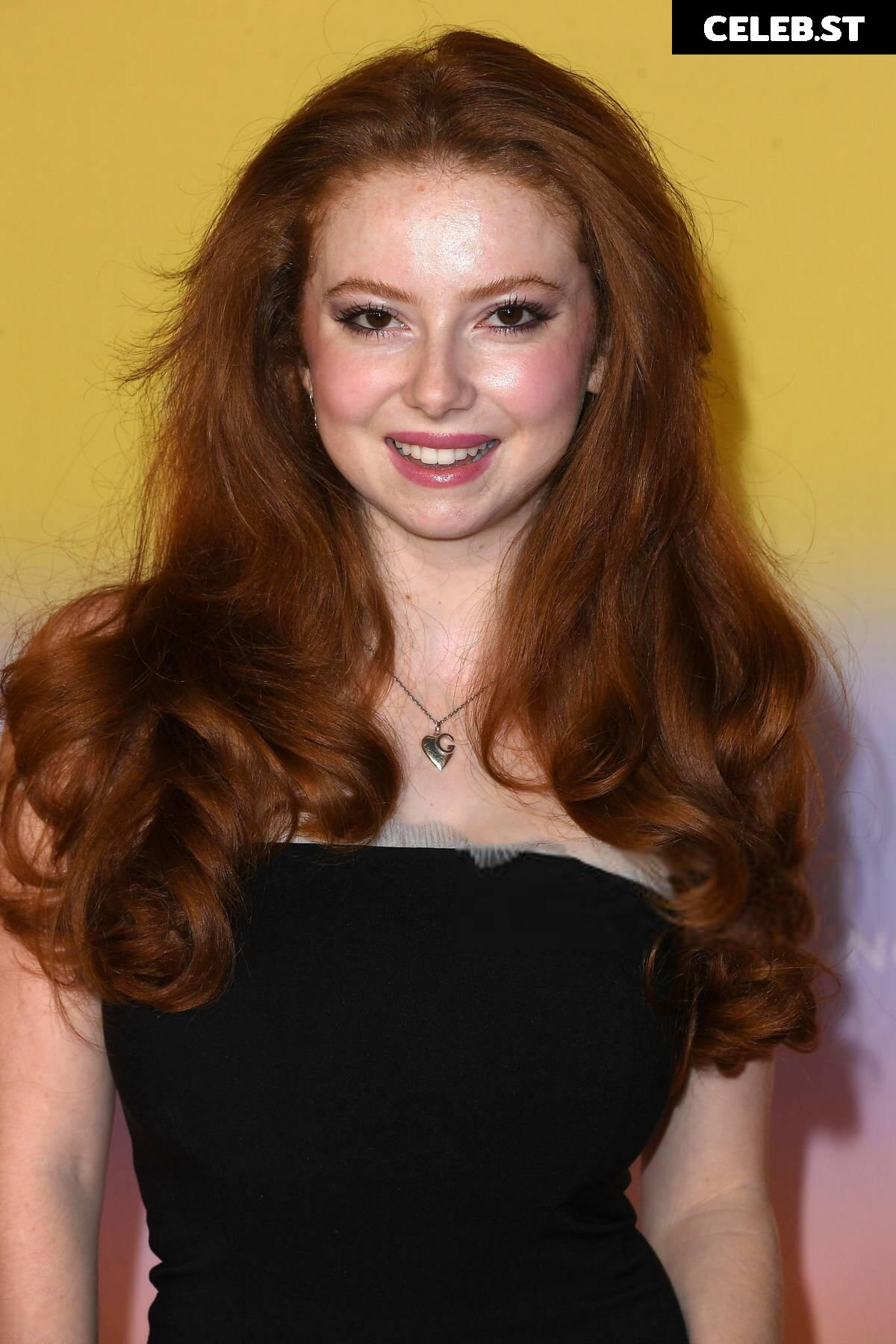 Francesca Capaldi (18) Image 4399156