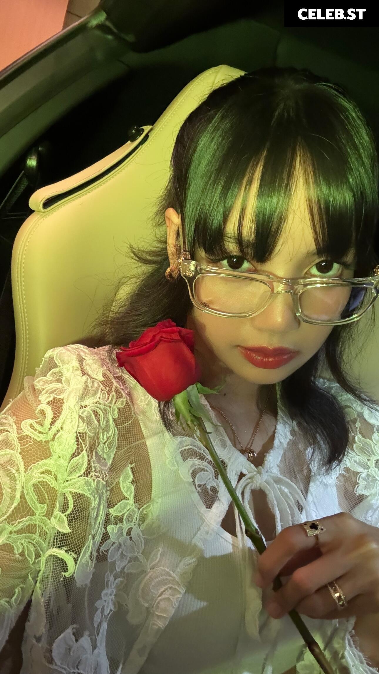 Lisa | BLΛƆKPIИK (Blackpink) Image 4399379