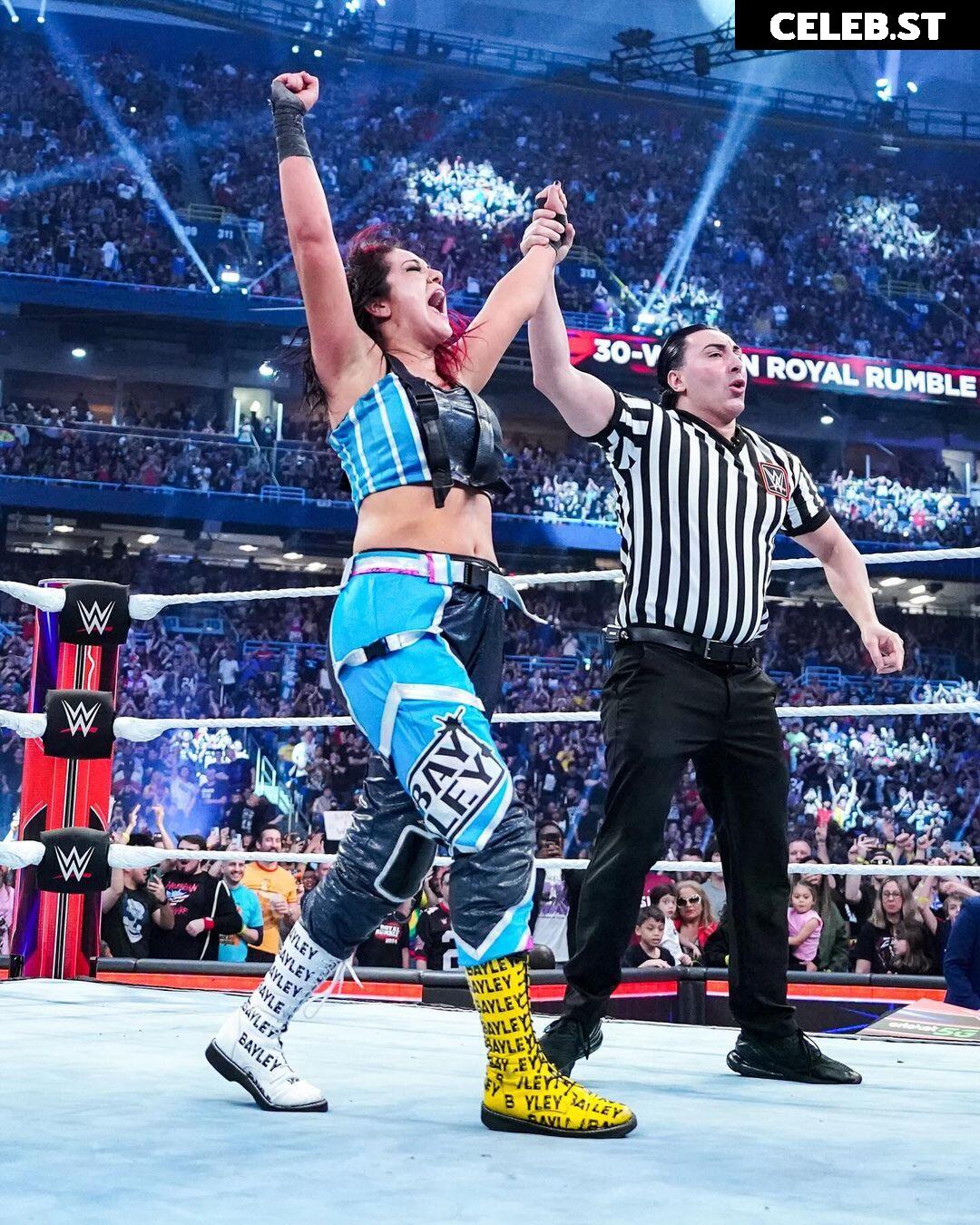 WWE Bayley / Davina Rose / Pamela Rose Martinez Image 4398604