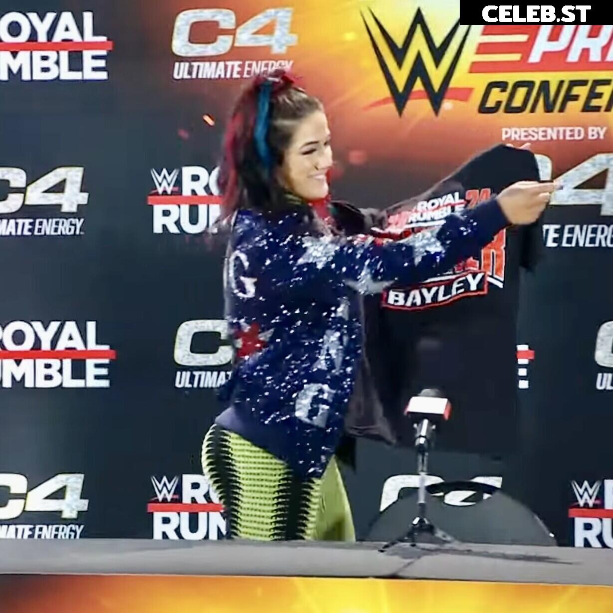 WWE Bayley / Davina Rose / Pamela Rose Martinez Image 4398918