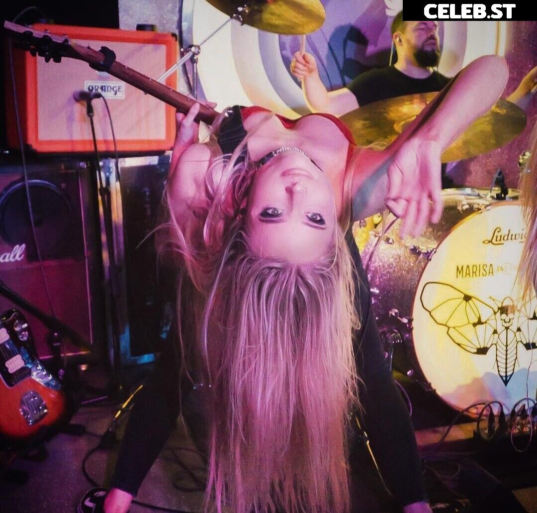 Women of Metal Image 4398906