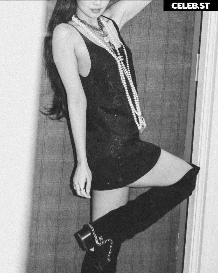 Jennie | BLΛƆKPIИK (Blackpink) Image 4385896