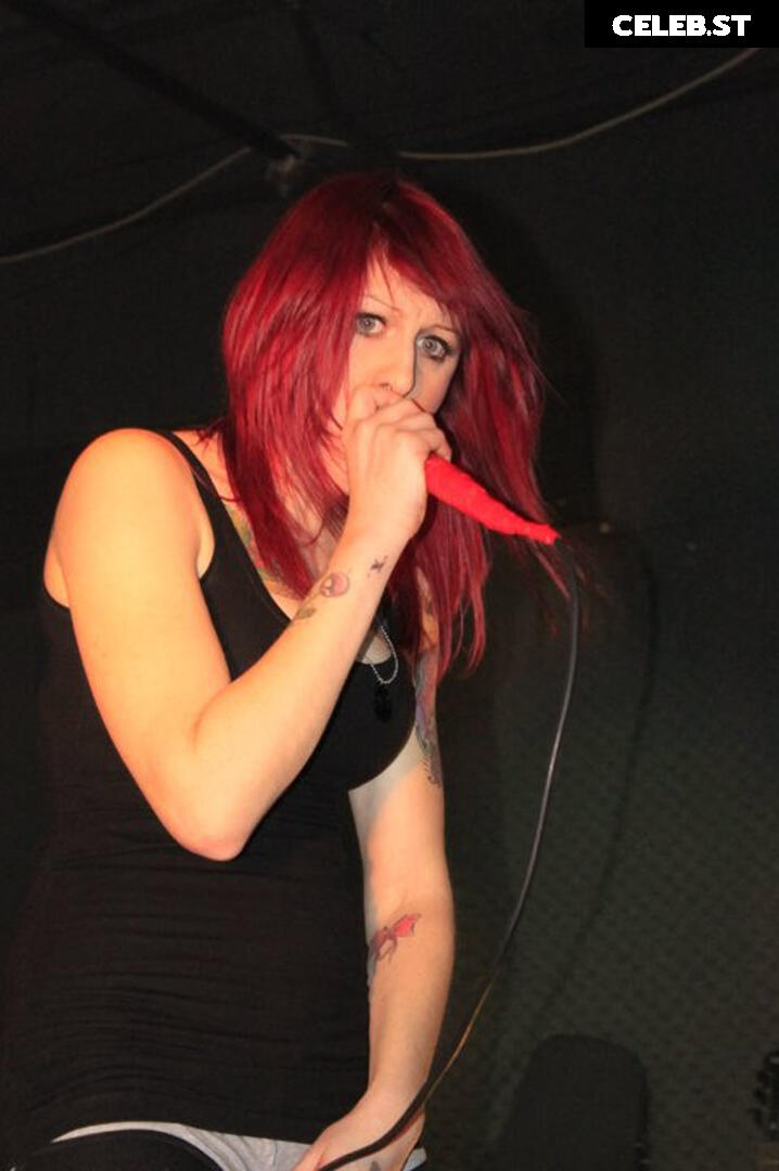 Women of Metal Image 4385836