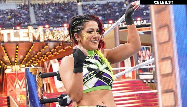 WWE Bayley / Davina Rose / Pamela Rose Martinez Image 4385356