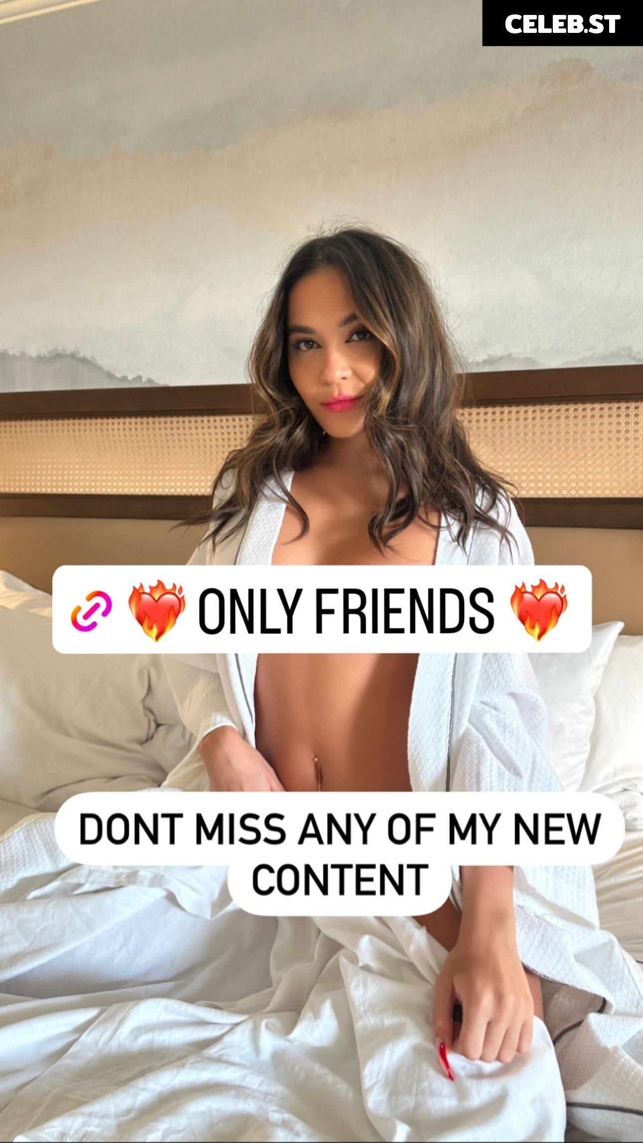 Stella Hudgens (Vanessa's Sister) Image 4385371