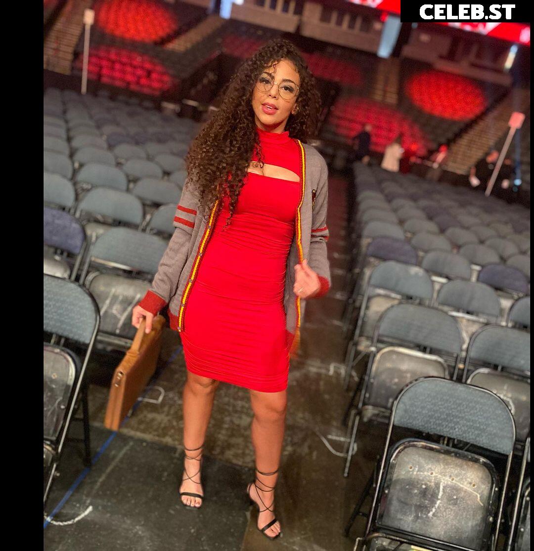 Samantha Irvin - WWE Image 4385314
