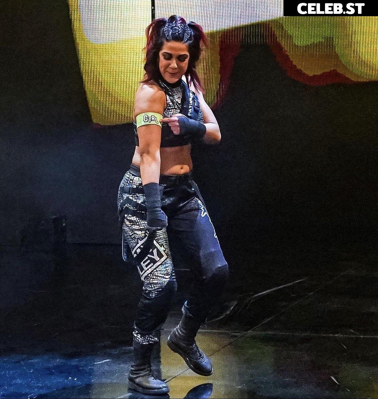 WWE Bayley / Davina Rose / Pamela Rose Martinez Image 4385290