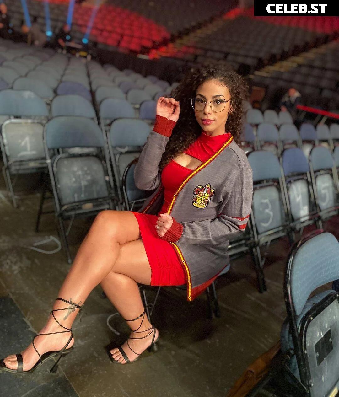 Samantha Irvin - WWE Image 4385258