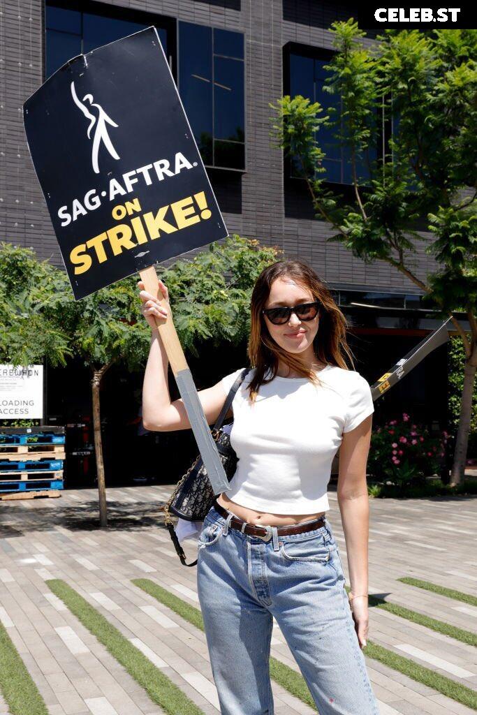 Alycia Debnam Carey Image 4387503