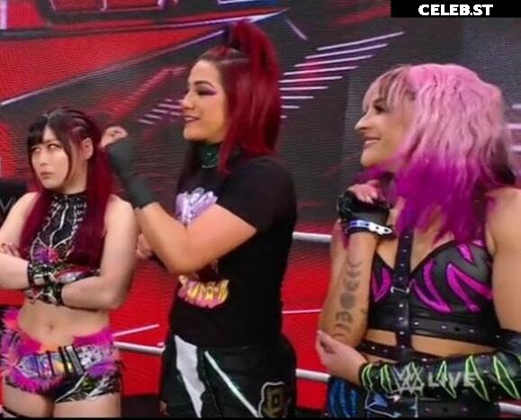 WWE Bayley / Davina Rose / Pamela Rose Martinez Image 4387706