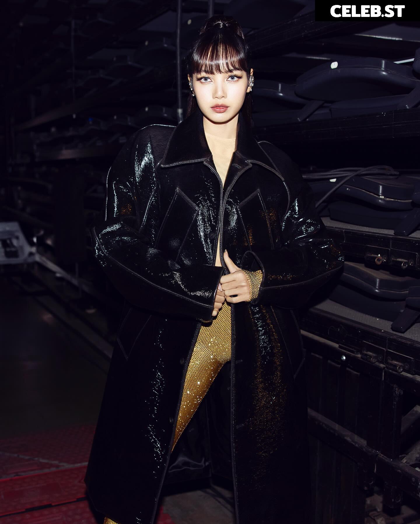 Lisa | BLΛƆKPIИK (Blackpink) Image 4387293