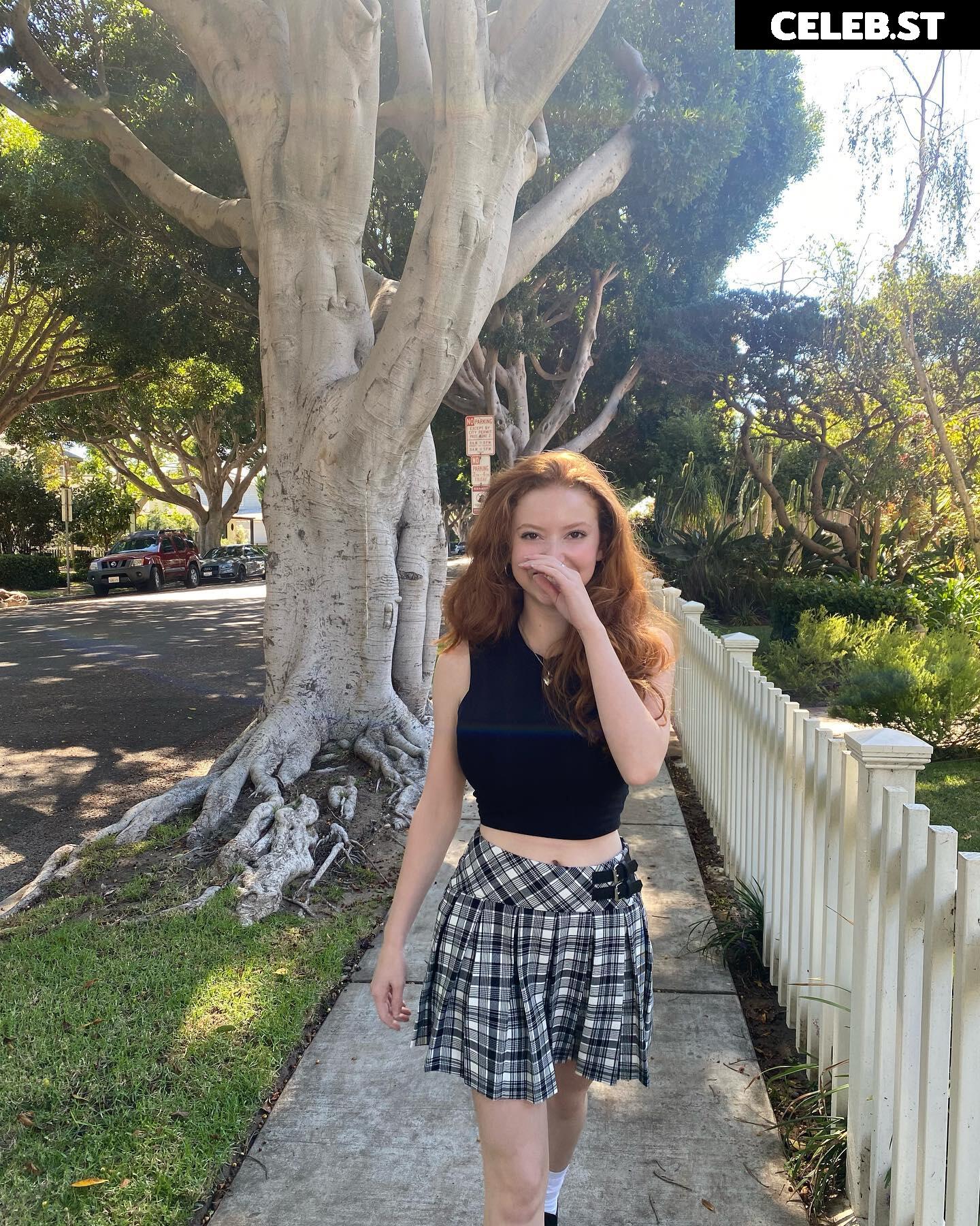 Francesca Capaldi (18) Image 4387220