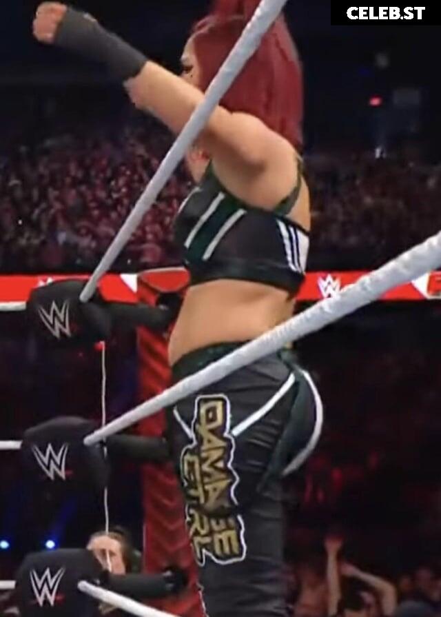 WWE Bayley / Davina Rose / Pamela Rose Martinez Image 4387901