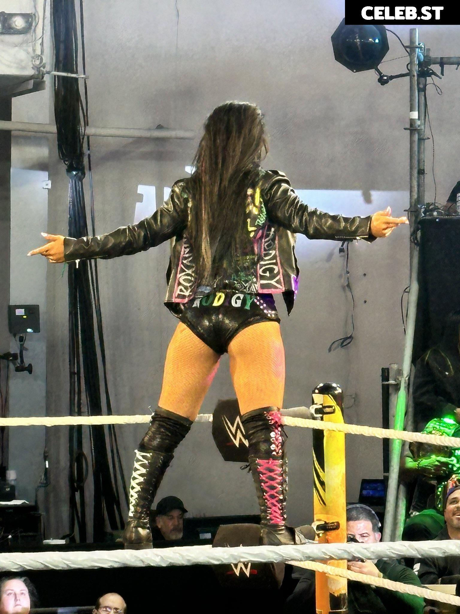 Roxanne Perez/Rok-C - WWE NXT Image 4384406