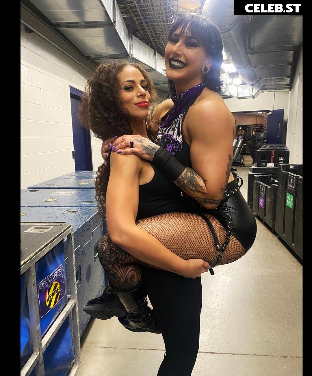 Samantha Irvin - WWE Image 4384006