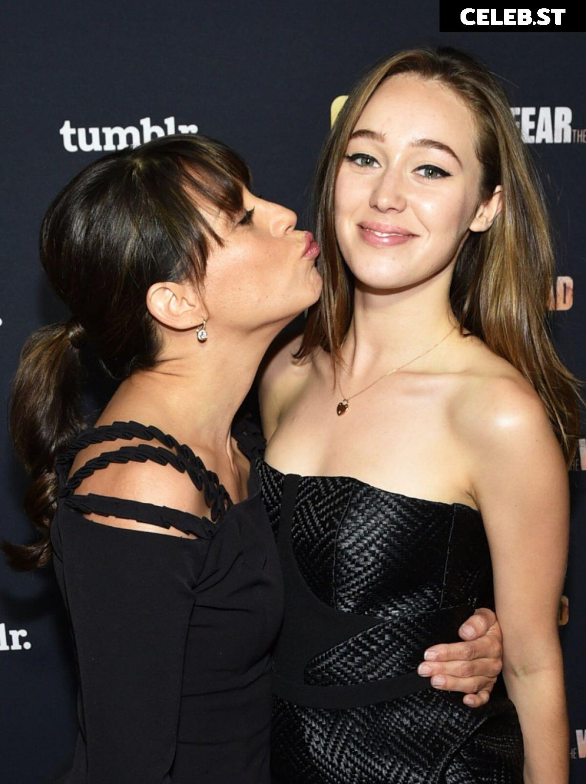Alycia Debnam Carey Image 4381064