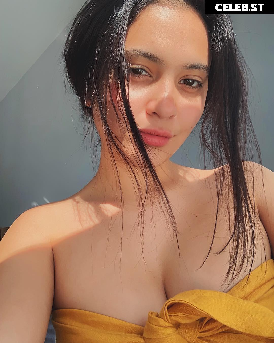 Stella Hudgens (Vanessa's Sister) Image 4382506