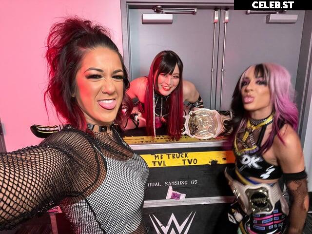 WWE Bayley / Davina Rose / Pamela Rose Martinez Image 4382635
