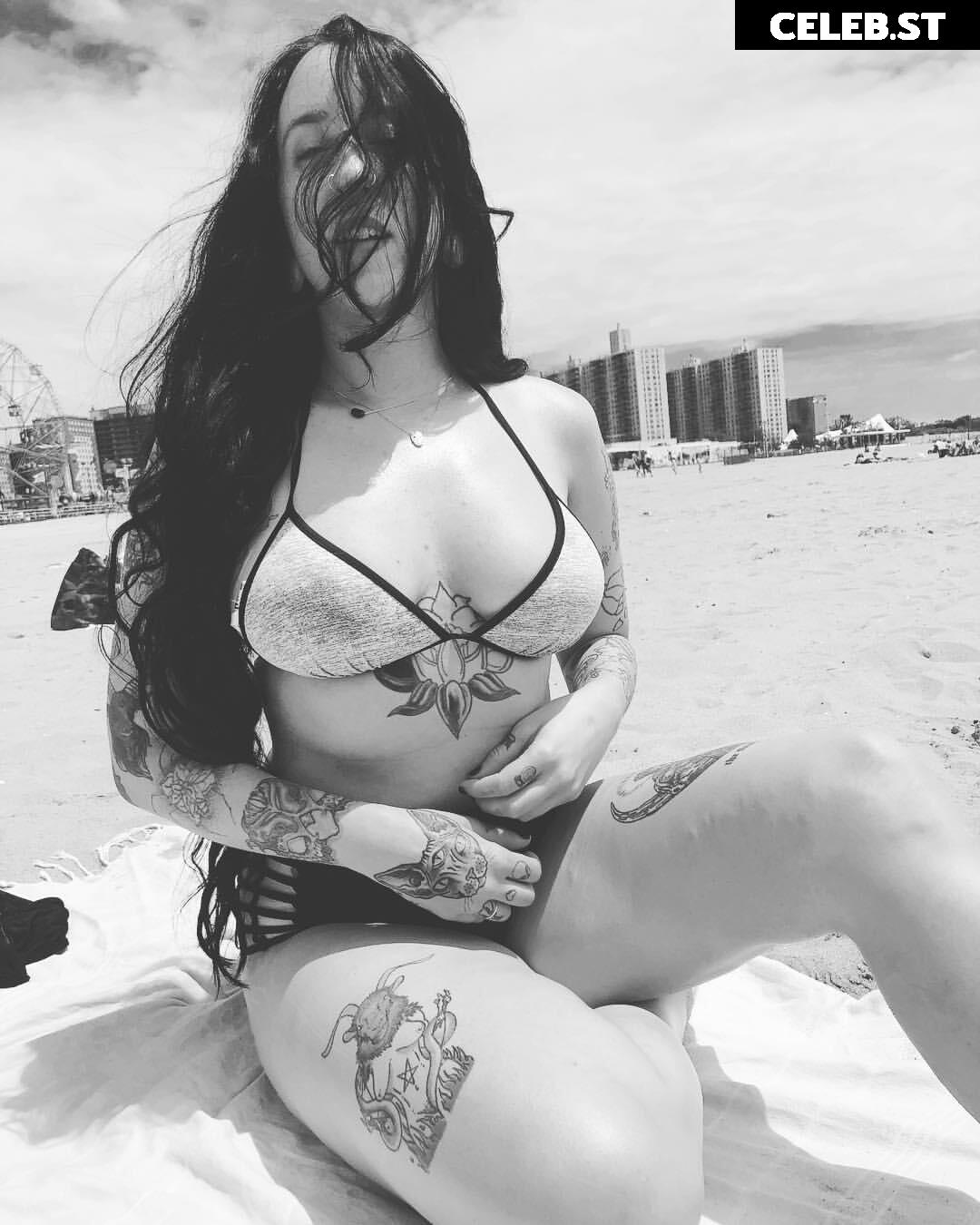 Women of Metal Image 4382079
