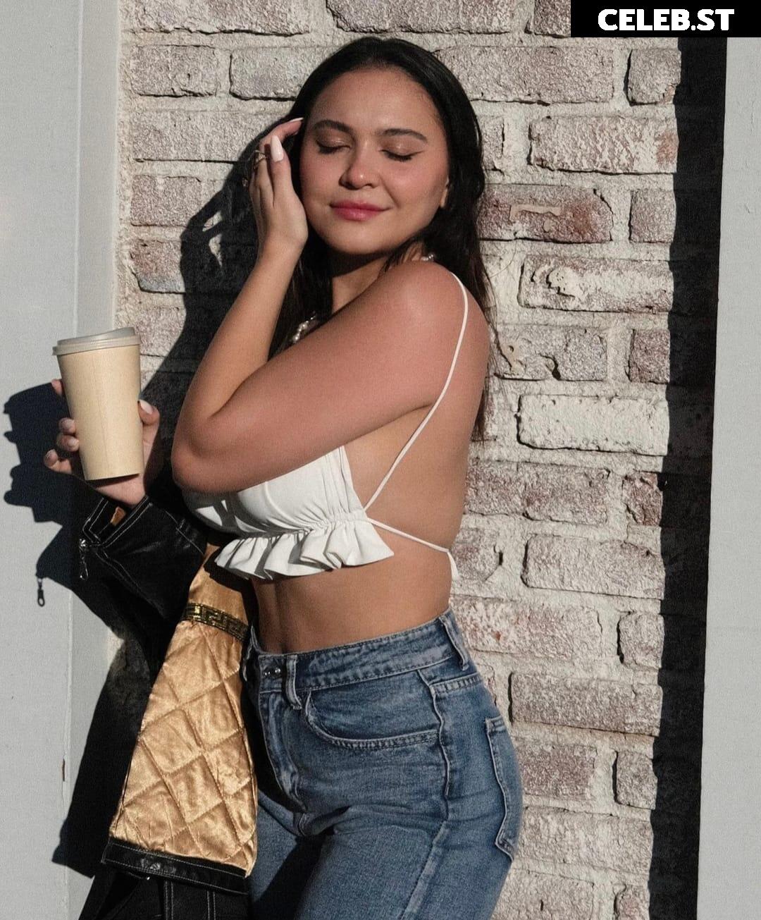 Stella Hudgens (Vanessa's Sister) Image 4382912