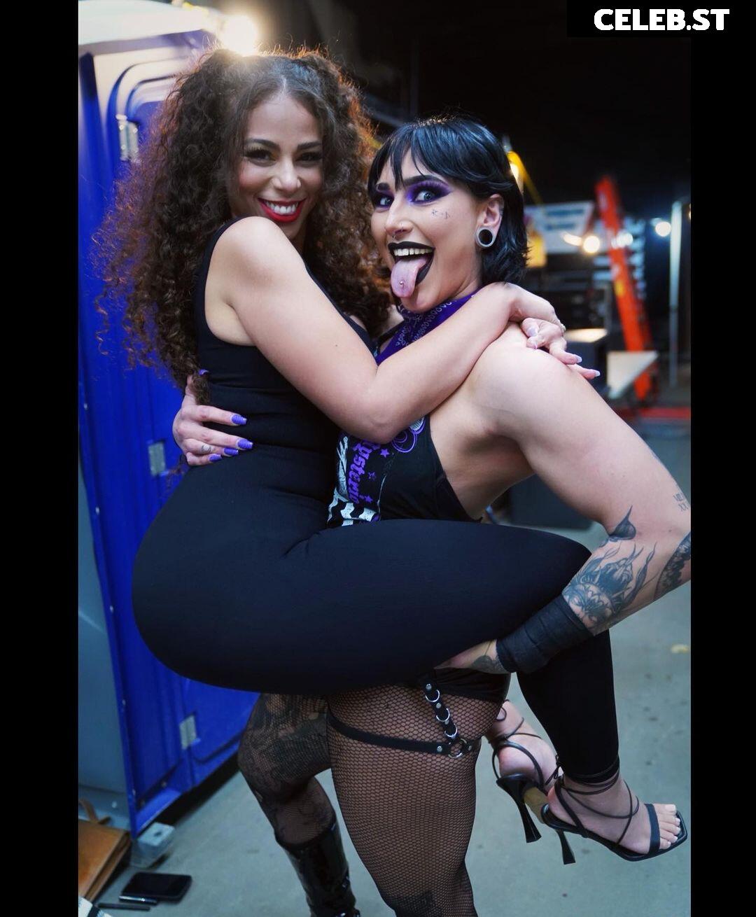 Samantha Irvin - WWE Image 4383535