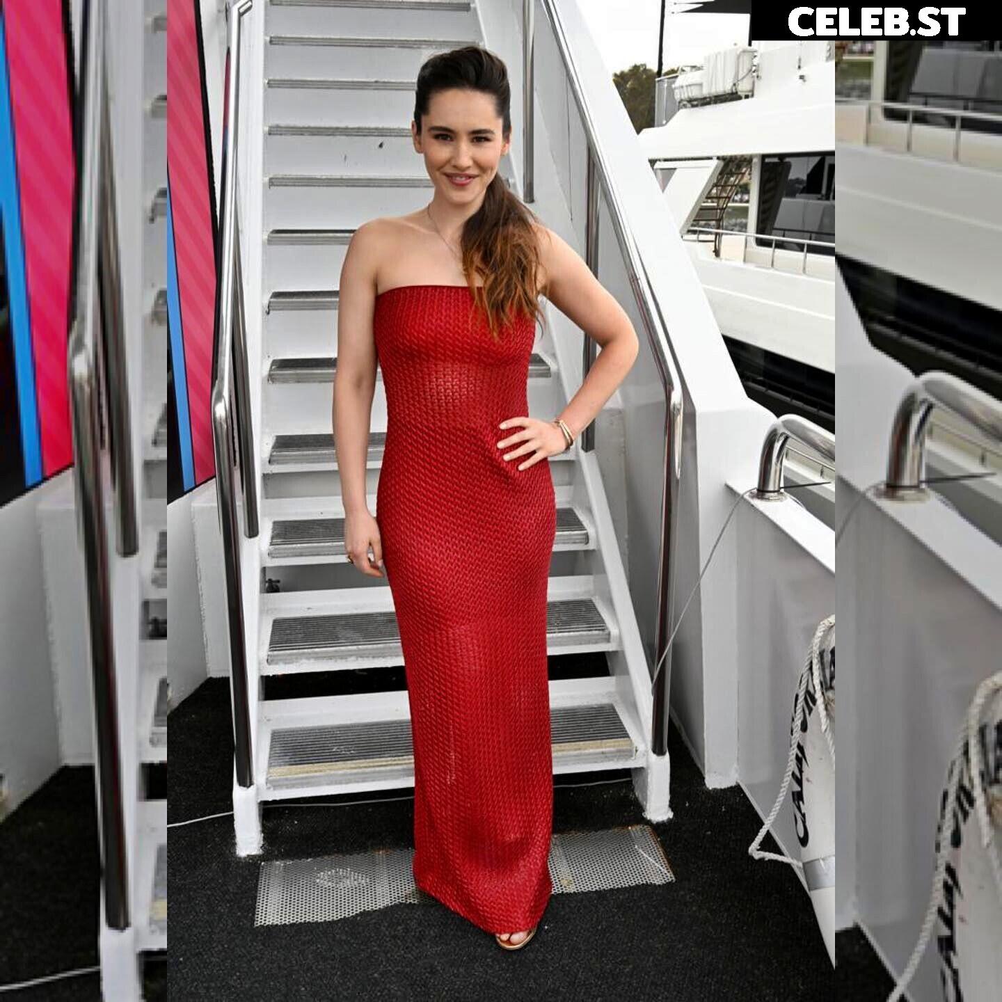 Christina Chong Image 4383447