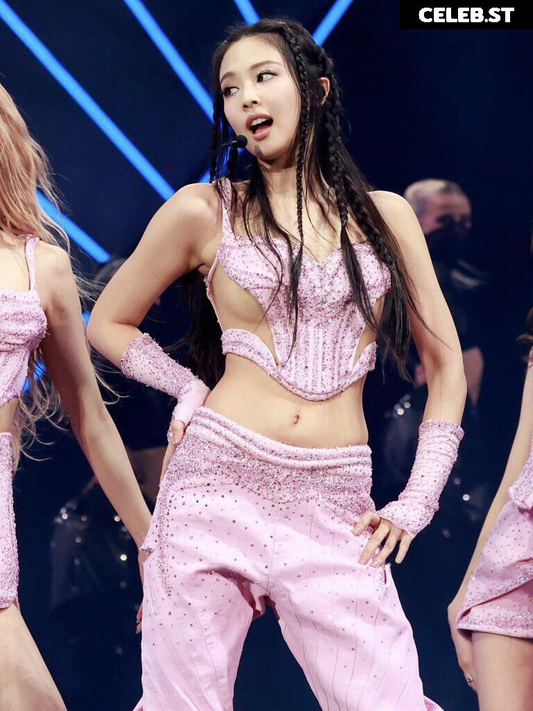 Jennie | BLΛƆKPIИK (Blackpink) Image 4383167